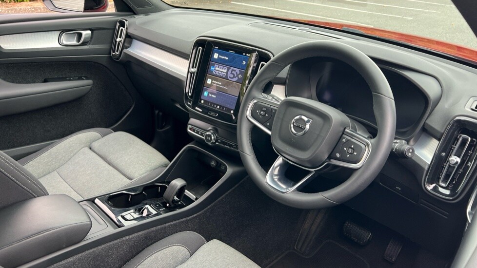 Used Volvo XC40 2023 for sale - 76297348: Photo 5