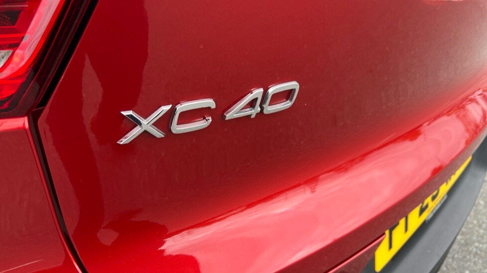 Used Volvo XC40 2023 for sale - 76297348: Photo 53