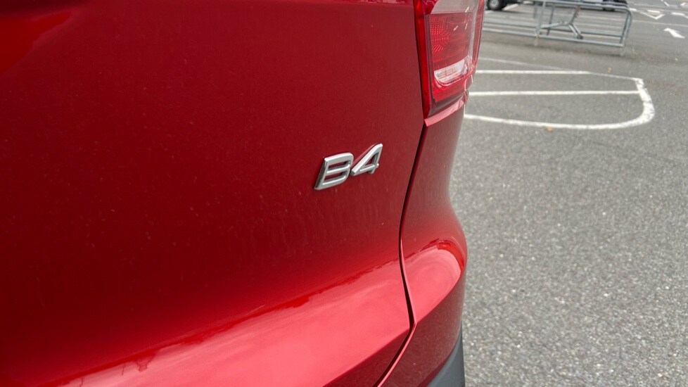 Used Volvo XC40 2023 for sale - 76297348: Photo 54