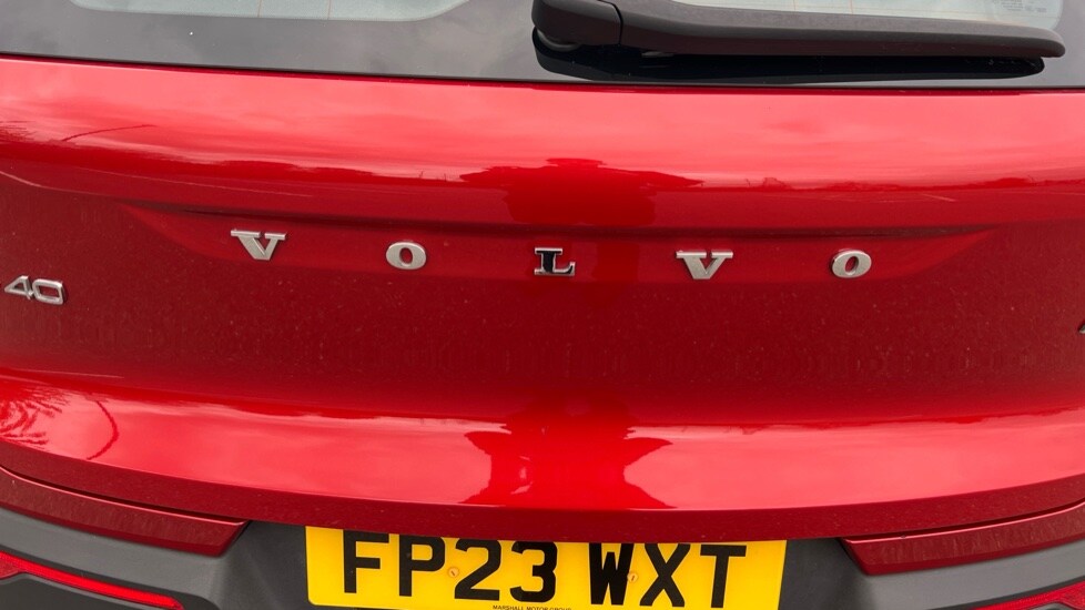 Used Volvo XC40 2023 for sale - 76297348: Photo 55