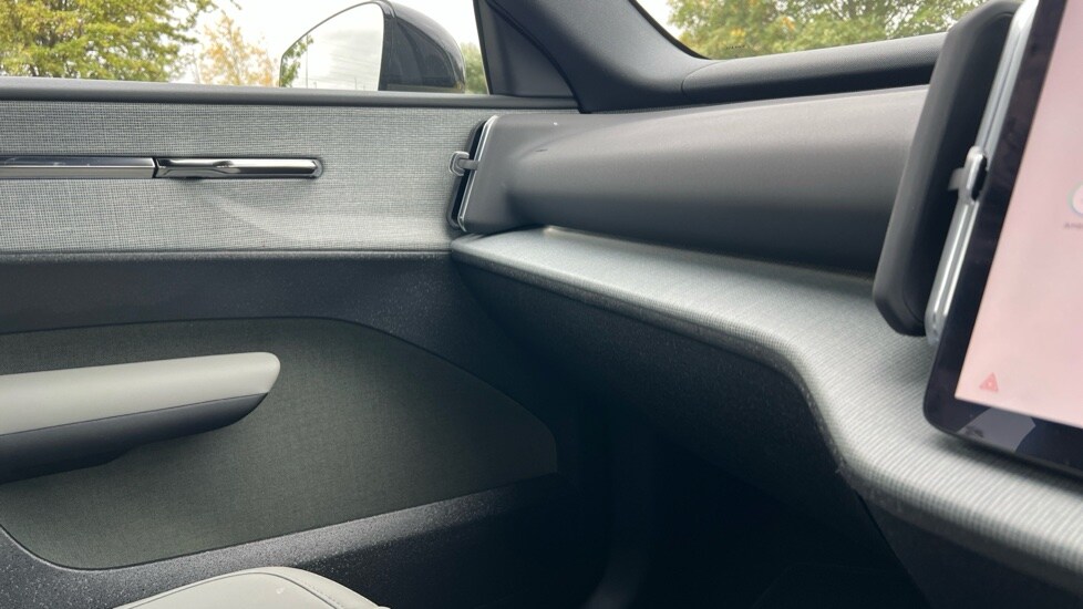 Used Volvo EX30 2025 for sale - 75514518: Photo 53