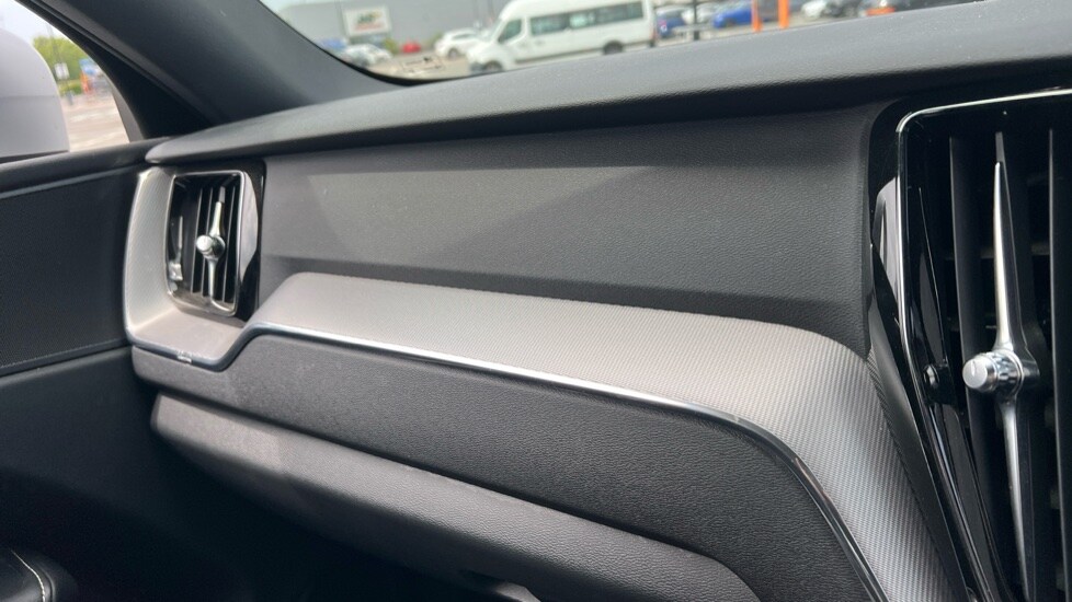 Used Volvo XC60 2019 for sale - 76066982: Photo 61