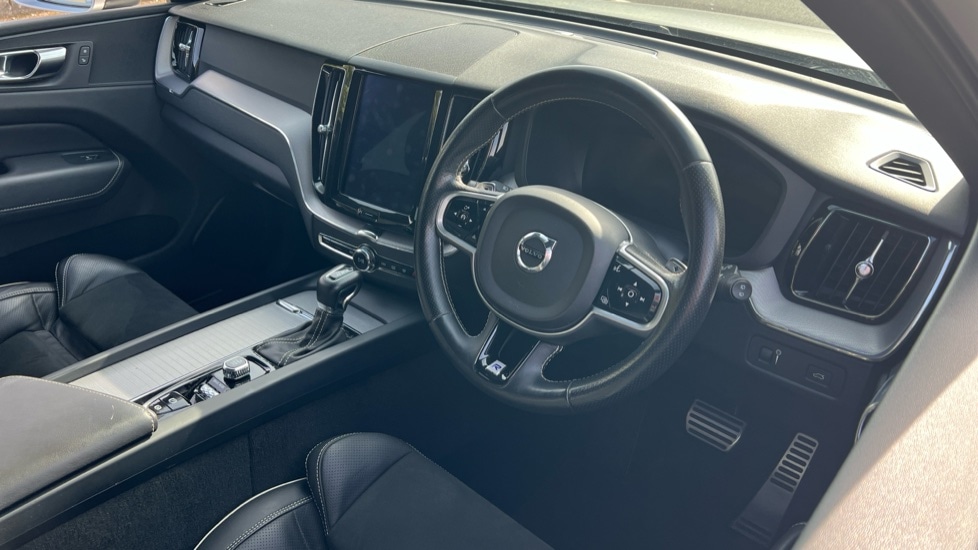 Used Volvo XC60 2019 for sale - 76066982: Photo 9