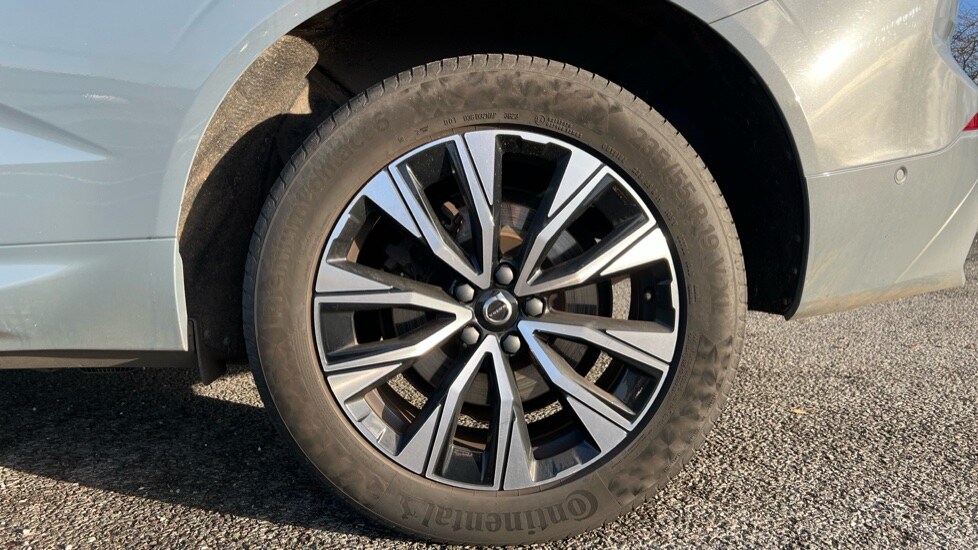 Used Volvo XC60 2023 for sale - 76954419: Photo 26