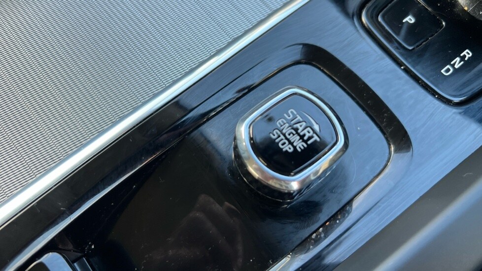 Used Volvo XC60 2023 for sale - 76954419: Photo 28