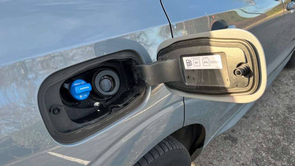 Used Volvo XC60 2023 for sale - 76954419: Photo 39