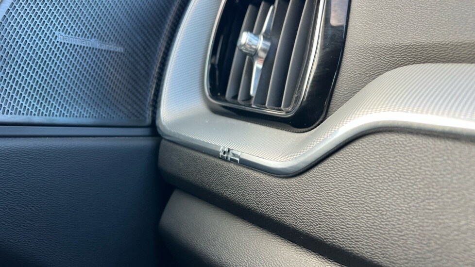 Used Volvo XC60 2023 for sale - 76954419: Photo 61