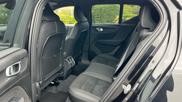Used Volvo XC40 2024 for sale - 76244596: Photo 10
