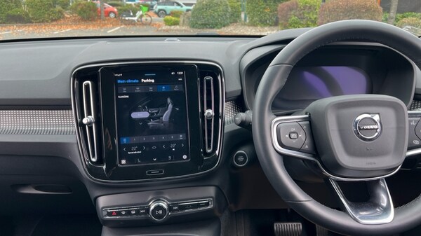 Used Volvo XC40 2024 for sale - 76244596: Photo 22