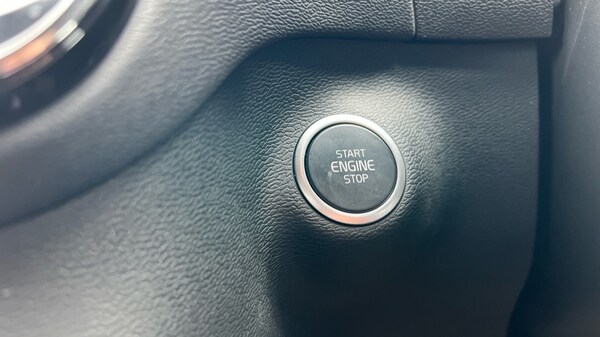 Used Volvo XC40 2024 for sale - 76244596: Photo 28
