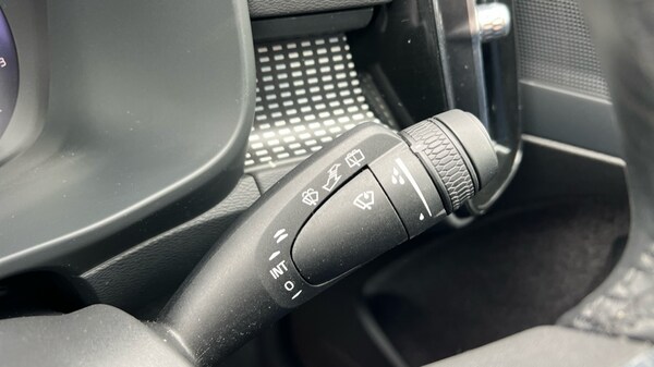 Used Volvo XC40 2024 for sale - 76244596: Photo 30