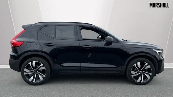 Used Volvo XC40 2024 for sale - 76244596: Photo 3