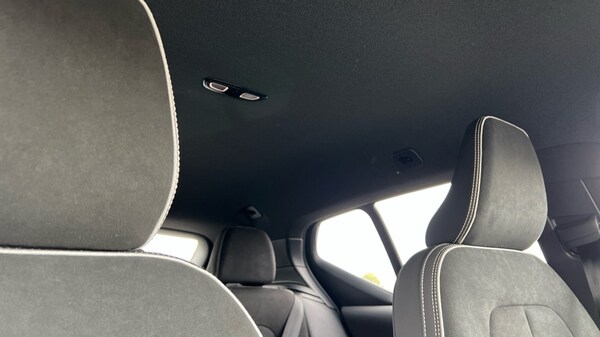 Used Volvo XC40 2024 for sale - 76244596: Photo 43