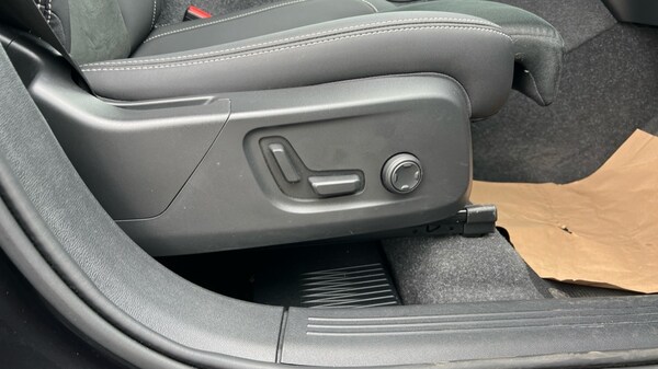 Used Volvo XC40 2024 for sale - 76244596: Photo 63