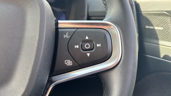 Used Volvo XC40 2025 for sale - 76176347: Photo 19