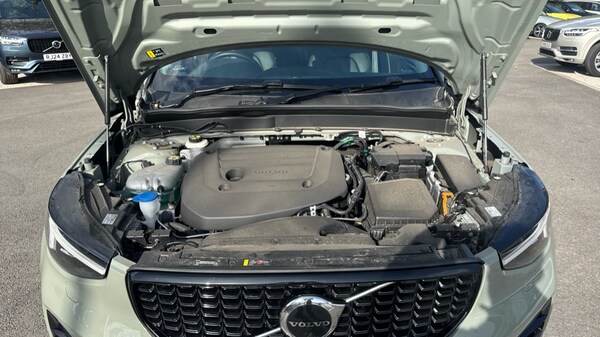 Used Volvo XC40 2025 for sale - 76176347: Photo 23