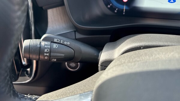 Used Volvo XC40 2025 for sale - 76176347: Photo 29