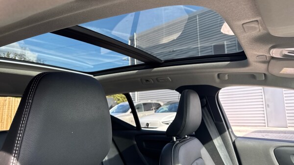 Used Volvo XC40 2025 for sale - 76176347: Photo 43