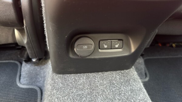 Used Volvo XC40 2025 for sale - 76176347: Photo 48