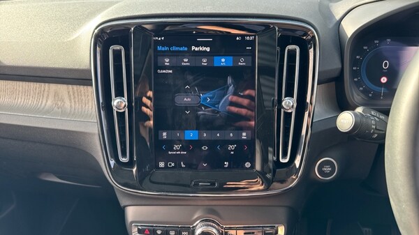Used Volvo XC40 2025 for sale - 76176347: Photo 62
