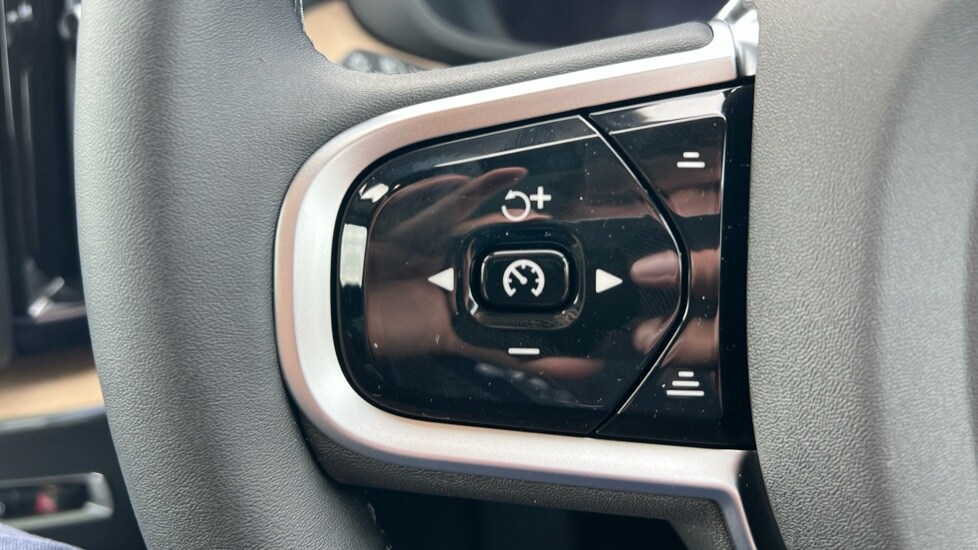 Used Volvo XC60 2025 for sale - 76217315: Photo 18