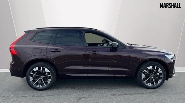 Used Volvo XC60 2025 for sale - 76217315: Photo 3