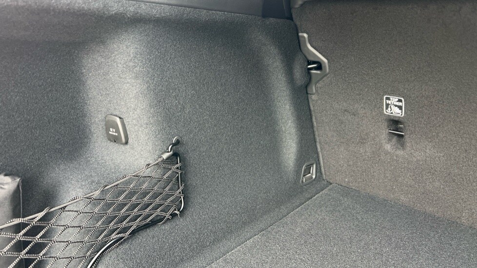 Used Volvo XC60 2025 for sale - 76217315: Photo 59