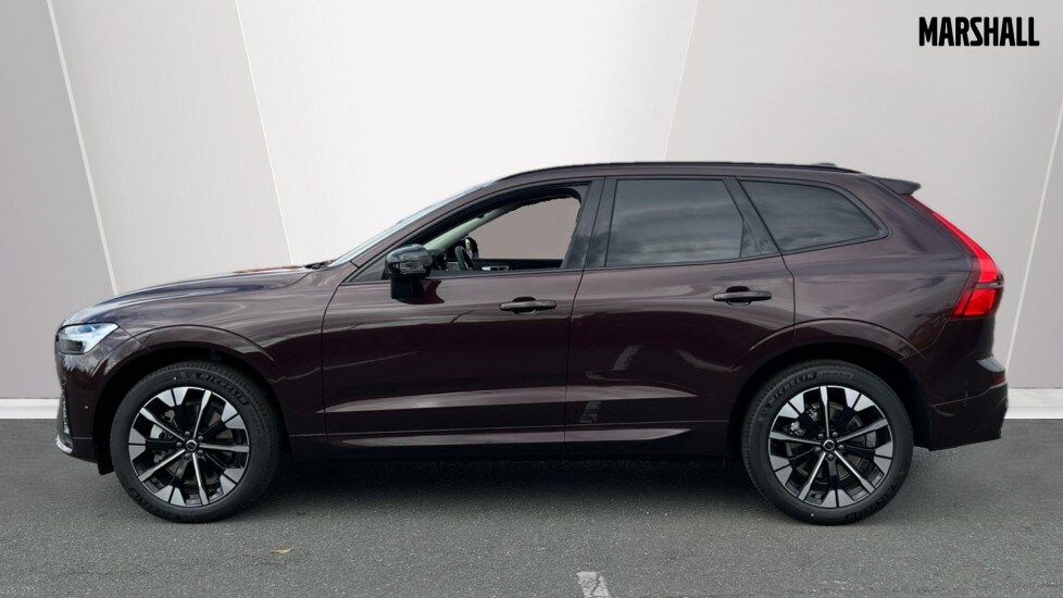 Used Volvo XC60 2025 for sale - 76217315: Photo 8