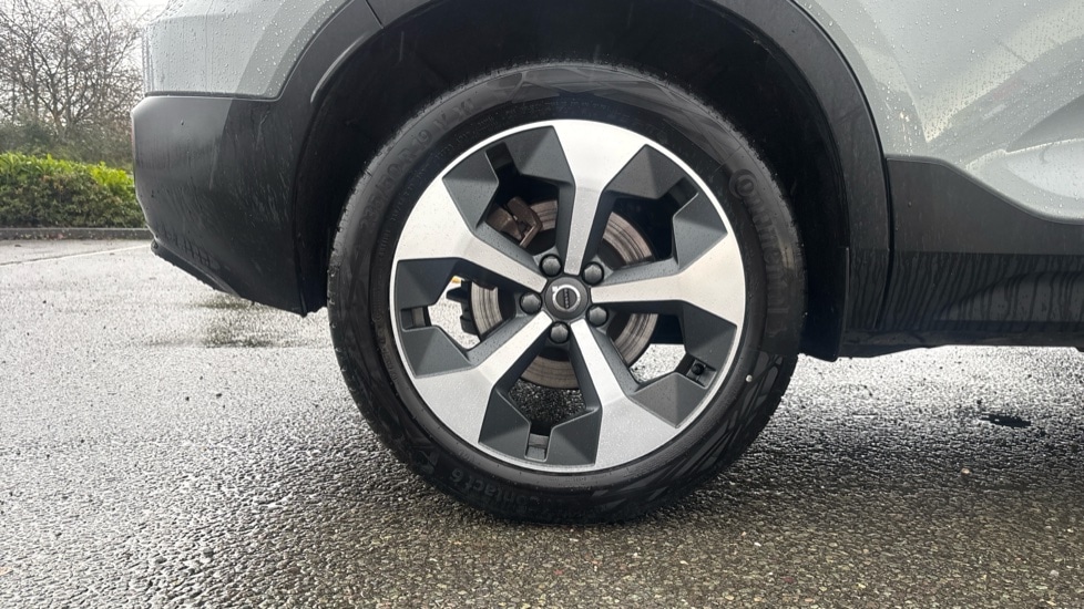 Used Volvo XC40 2025 for sale - 76901206: Photo 24