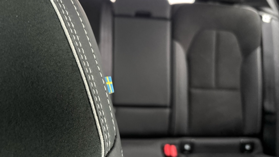 Used Volvo XC40 2025 for sale - 76901206: Photo 27