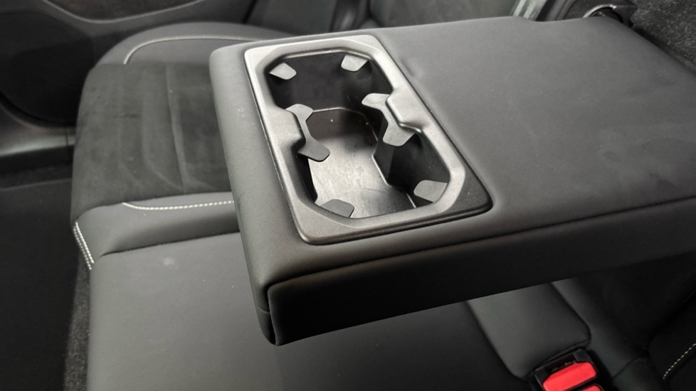 Used Volvo XC40 2025 for sale - 76901206: Photo 31