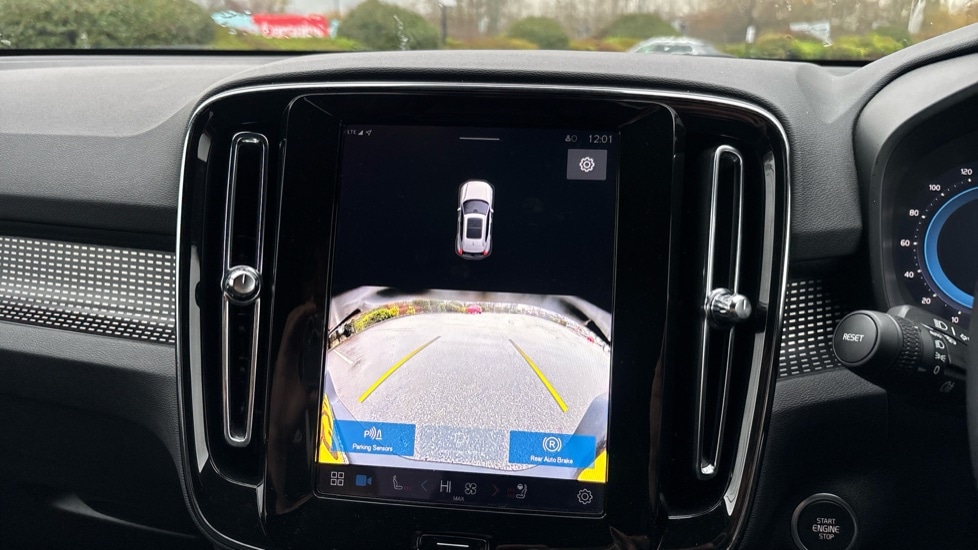 Used Volvo XC40 2025 for sale - 76901206: Photo 37