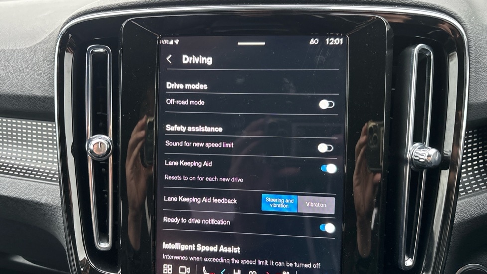 Used Volvo XC40 2025 for sale - 76901206: Photo 39