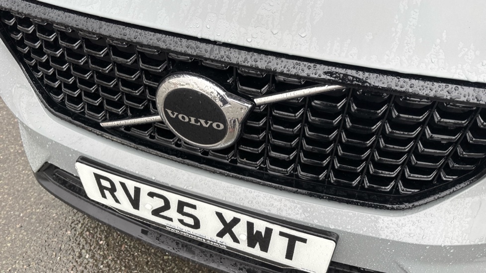 Used Volvo XC40 2025 for sale - 76901206: Photo 49