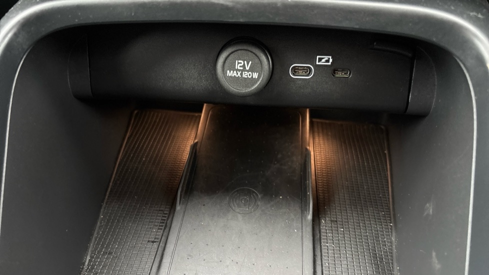 Used Volvo XC40 2025 for sale - 76901206: Photo 55