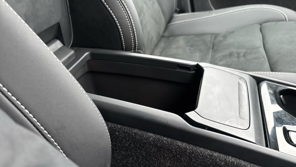 Used Volvo XC40 2025 for sale - 76901206: Photo 59