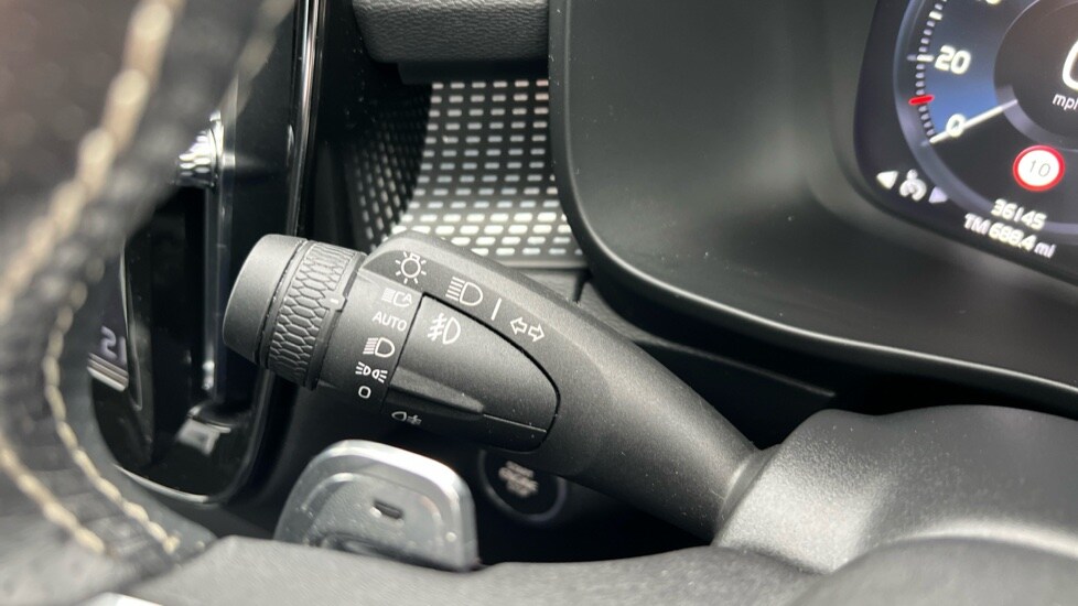 Used Volvo XC40 2019 for sale - 76933091: Photo 25