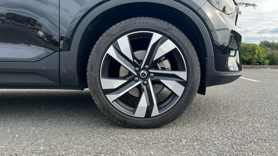 Used Volvo XC40 2025 for sale - 76007869: Photo 16