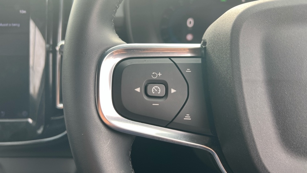 Used Volvo XC40 2025 for sale - 76007869: Photo 18