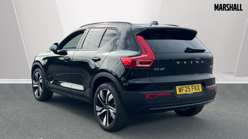 Used Volvo XC40 2025 for sale - 76007869: Photo 2