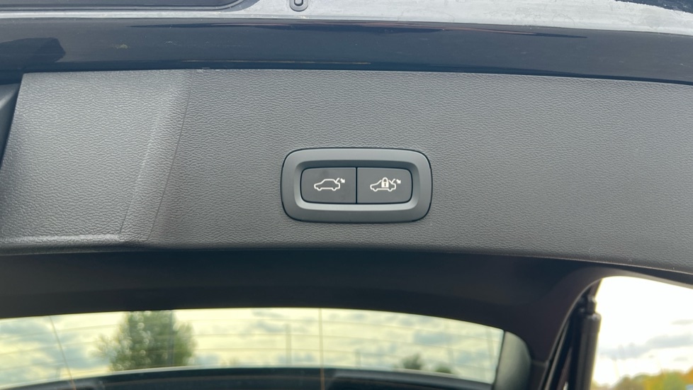 Used Volvo XC40 2025 for sale - 76007869: Photo 42
