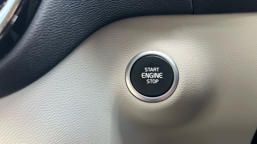 Used Volvo XC40 2022 for sale - 76338887: Photo 28