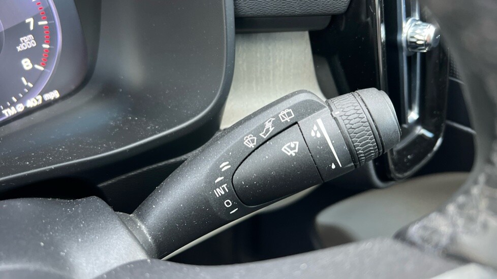 Used Volvo XC40 2022 for sale - 76338887: Photo 30