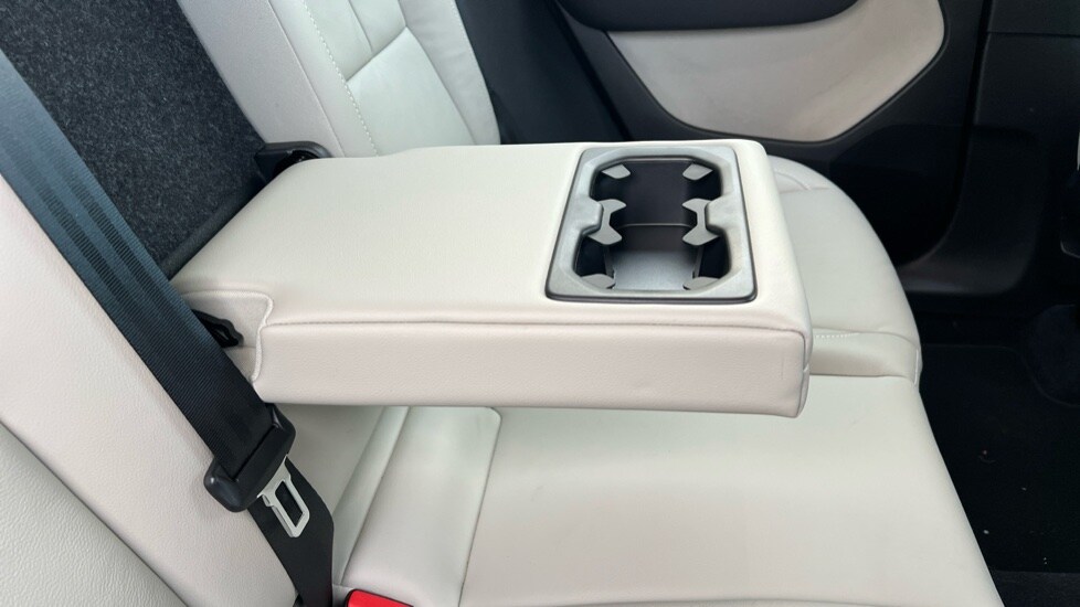 Used Volvo XC40 2022 for sale - 76338887: Photo 31