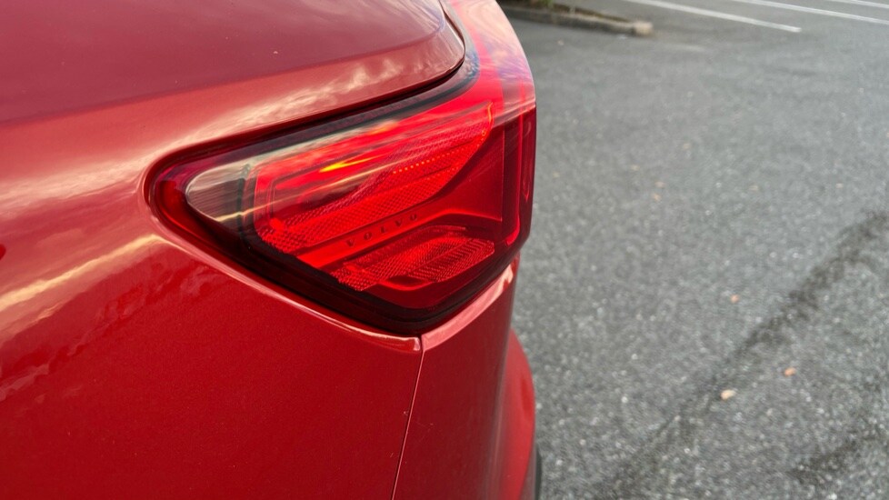 Used Volvo XC40 2022 for sale - 76338887: Photo 47