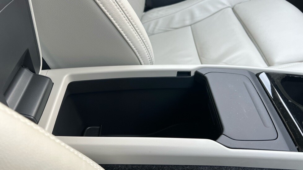 Used Volvo XC40 2022 for sale - 76338887: Photo 58