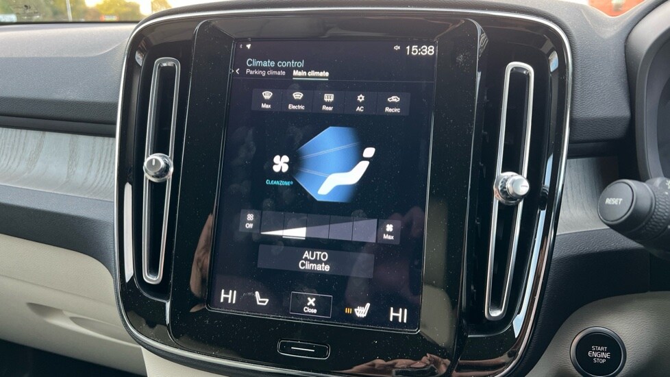 Used Volvo XC40 2022 for sale - 76338887: Photo 60