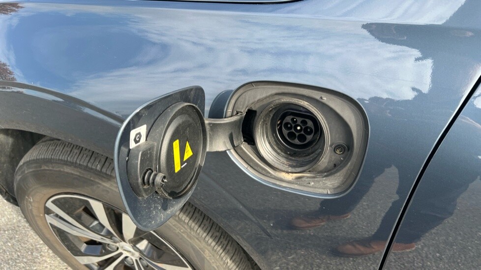 Used Volvo XC60 2023 for sale - 76528944: Photo 50