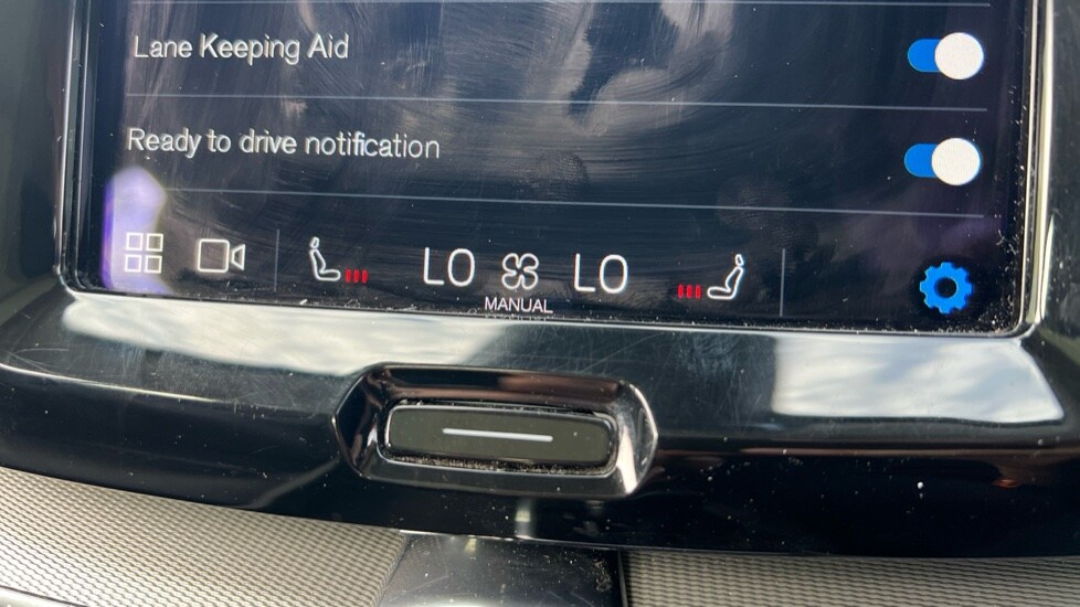 Used Volvo XC60 2023 for sale - 76528944: Photo 61