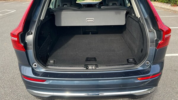 Used Volvo XC60 2023 for sale - 76176278: Photo 17